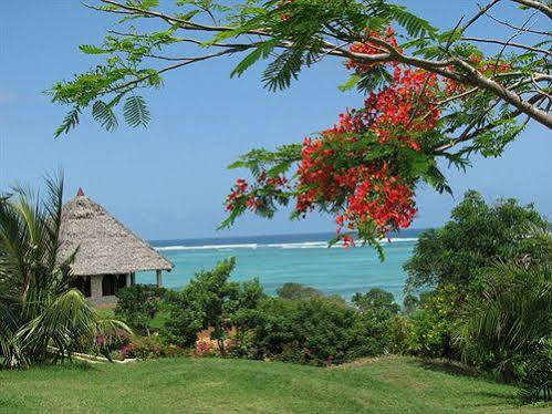 Hotel Tijara Beach Mombasa Esterno foto