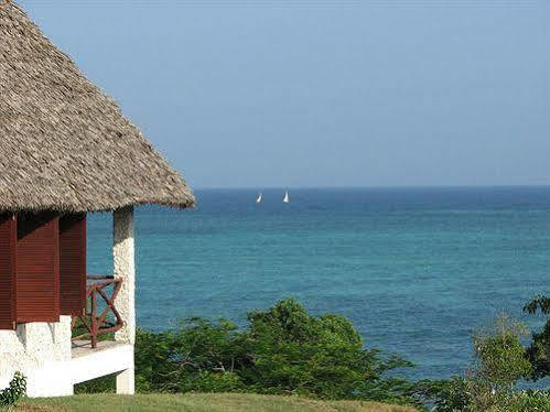 Hotel Tijara Beach Mombasa Esterno foto